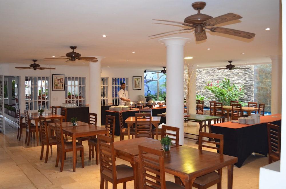 Hotel Playa Club Cartagène Extérieur photo